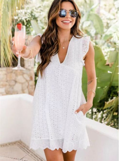 Sleeveless Lace V-Neck Dress – Summer Beachwear with Pockets - Mugs and Threads 